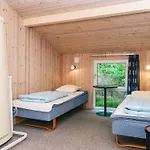 بيت للعطل 5 Star Holiday Home In Henne *