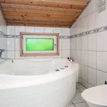 5 Star Holiday Home In Henne هين ستراند