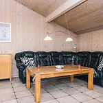 بيت للعطل 5 Star Holiday Home In Henne *