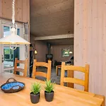 بيت للعطل 5 Star Holiday Home In Henne