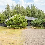 5 Star Holiday Home In Henne