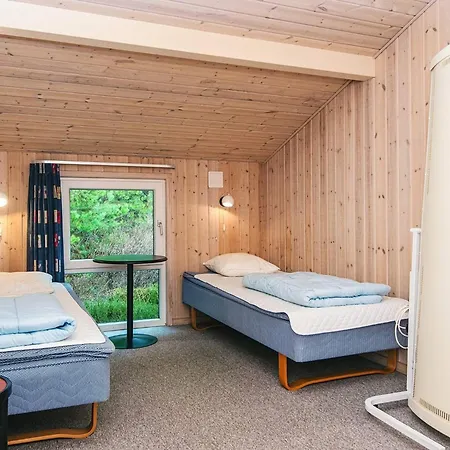 Secluded Retreat By Lyngbo Heath - By Traum Henne Strand