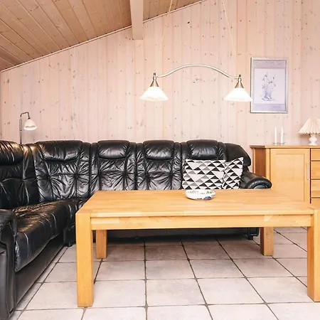 Secluded Retreat By Lyngbo Heath - By Traum Henne Strand