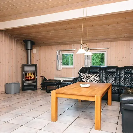 Secluded Retreat By Lyngbo Heath