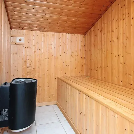 Ferienhaus 5 Star In Henne *